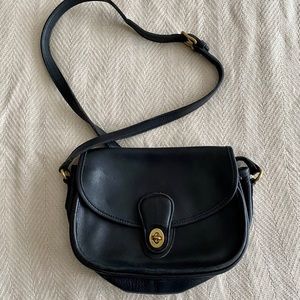 🌱vintage coach 🌱